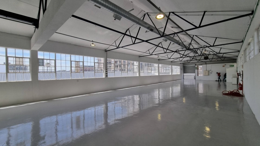 1 Bedroom Property for Sale in Woodstock Western Cape